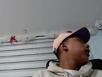 Charlottefooxx Chaturbate stream image from January 11, 2025