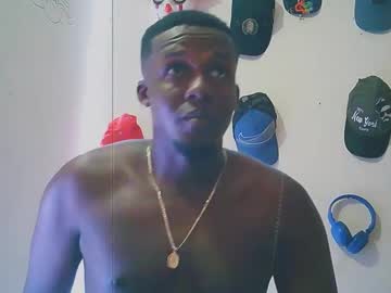 Chocolaticodeuxx Chaturbate stream image from January 11, 2025