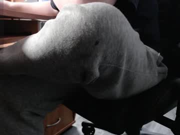 Iliaskrisloveee Chaturbate stream image from January 11, 2025