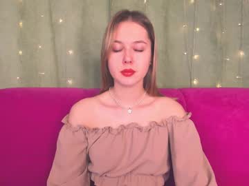 Reginasmart Chaturbate stream image from January 11, 2025