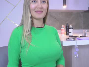 Bellaspringg Chaturbate stream image from January 11, 2025