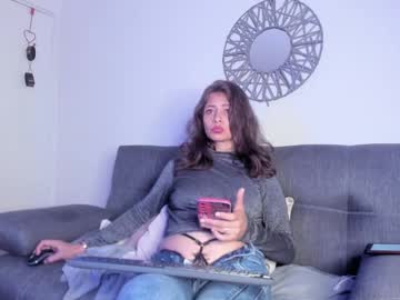 Milf_Darling stream image from January 11, 2025