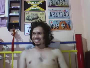 Raku2386 Chaturbate stream image from January 11, 2025