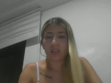 Dulce_Bom Chaturbate stream image from January 11, 2025
