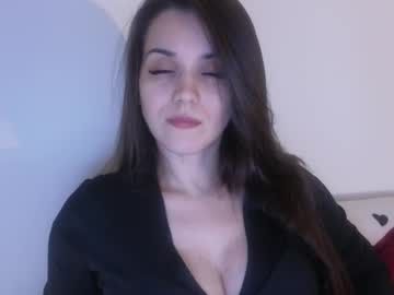 Justanneagain Chaturbate stream image from January 11, 2025