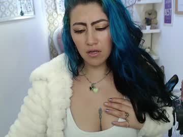 Scarleth_Bluee Chaturbate stream image from January 11, 2025