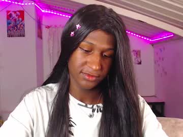 Angell_Dustt Chaturbate stream image from January 11, 2025