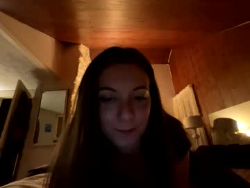 Baileyboox0 Chaturbate stream image from January 11, 2025