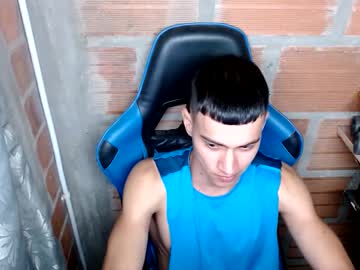 Flacolatind Chaturbate stream image from January 11, 2025