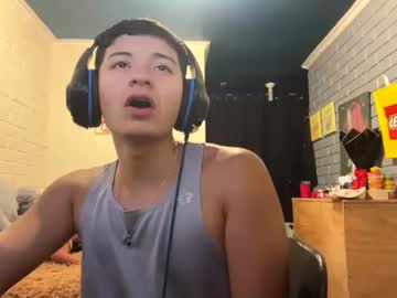 Luchosaando Chaturbate stream image from January 11, 2025