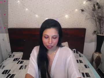 Nikkiemilky Chaturbate stream image from January 11, 2025