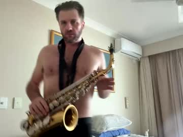 Dannywalter Chaturbate stream image from January 11, 2025