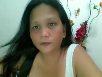 Divinegrace10 Chaturbate stream image from January 11, 2025