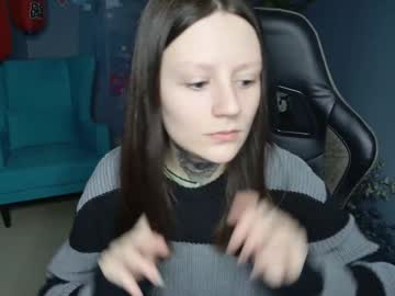 Esterhernandes Chaturbate stream image from January 11, 2025