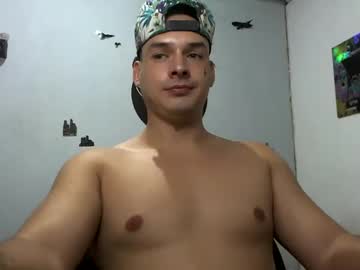 Godkenai Chaturbate stream image from January 11, 2025