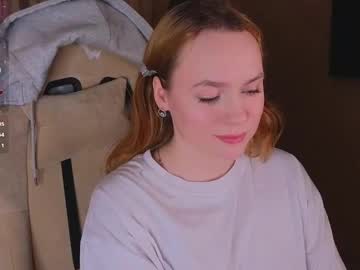 Kari_Lunna Chaturbate stream image from January 11, 2025