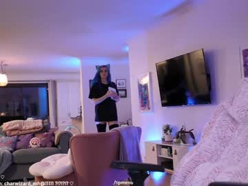 Misshowl Chaturbate stream image from January 11, 2025