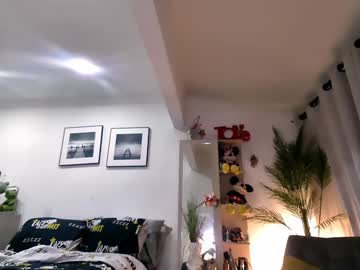 Veronnika_Hill Chaturbate stream image from January 11, 2025