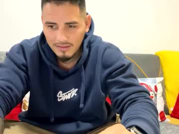 Danielmilan Chaturbate stream image from January 11, 2025