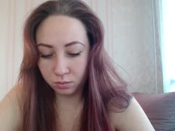 Kellycrystall Chaturbate stream image from January 11, 2025