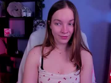 Kenzie_Theone Chaturbate stream image from January 11, 2025