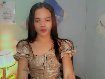 Urblossom_Ayaxxx Chaturbate stream image from January 11, 2025