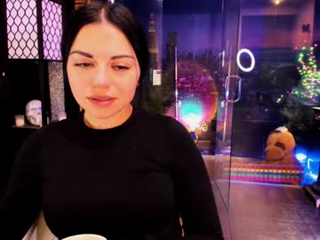 Alma_Pearl Chaturbate stream image from January 11, 2025