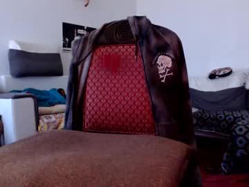 Couz51 Chaturbate stream image from January 11, 2025