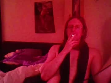 Frogmoss Chaturbate stream image from January 11, 2025
