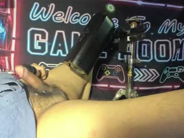 Toysformycock Chaturbate stream image from January 11, 2025