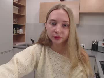 Foxy0990 Chaturbate stream image from January 11, 2025