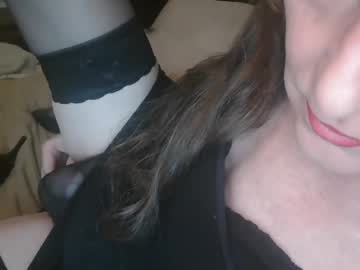 Funtimetgirl Chaturbate stream image from January 11, 2025