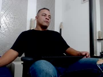 Alejo_King93 Chaturbate stream image from January 11, 2025