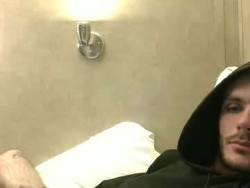 Dylp400 Chaturbate stream image from January 11, 2025