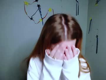 Emilyfant_ Chaturbate stream image from January 11, 2025