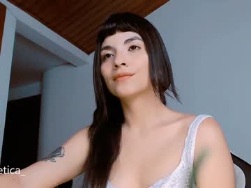 Poeeticaa_ Chaturbate stream image from January 11, 2025