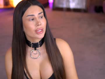 Evazane Chaturbate stream image from January 11, 2025