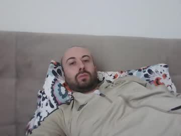 Fisarmonico Chaturbate stream image from January 11, 2025