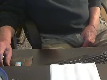 Islandduke Chaturbate stream image from January 11, 2025