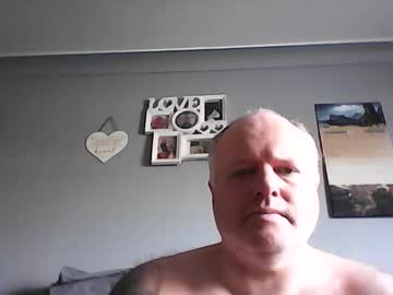 Kdus44 Chaturbate stream image from January 11, 2025