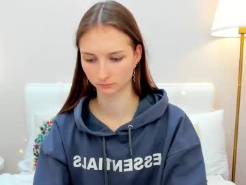 Larenmills Chaturbate stream image from January 11, 2025