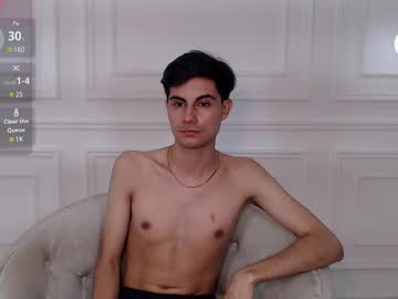 Matthew_Louis Chaturbate stream image from January 11, 2025