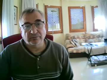 Antonio2605 Chaturbate stream image from January 11, 2025