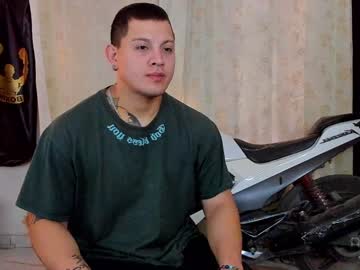 Kaledd_Musclee Chaturbate stream image from January 11, 2025