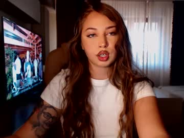 Kimlee4 Chaturbate stream image from January 11, 2025
