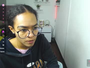 Niina_Lovee_ Chaturbate stream image from January 11, 2025