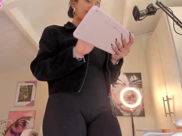 Missketzaly Chaturbate stream image from January 11, 2025