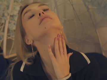 Moiragrise Chaturbate stream image from January 11, 2025