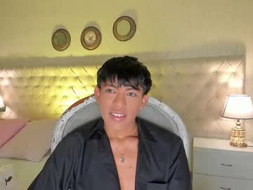 Santi_Prada Chaturbate stream image from January 11, 2025