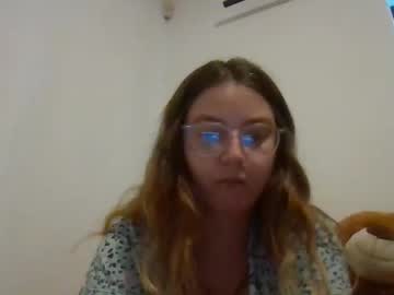 Ariaawakelinn Chaturbate stream image from January 11, 2025